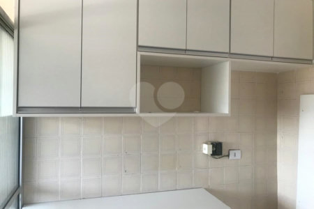 Apartamento à venda com 2 quartos em Vila Paulicéia, São Paulo, SP