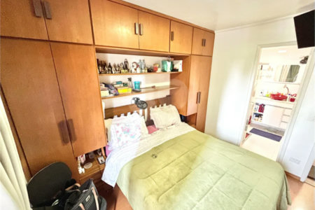 Apartamento à venda com 3 quartos, sendo 1 suíte, em Santa Teresinha, São Paulo, SP