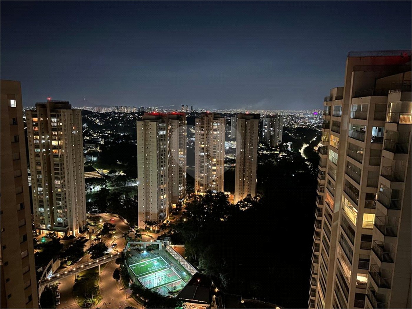 Apartamento à venda com 3 suítes em Jardim Arpoador, São Paulo, SP