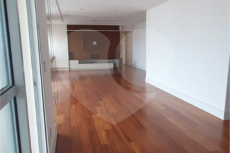 Apartamento à venda com 4 quartos, sendo 3 suítes, em Cambuci, São Paulo, SP