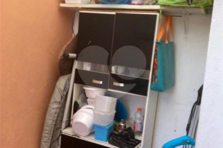 Vende-se excelente casa próxima ao Centro