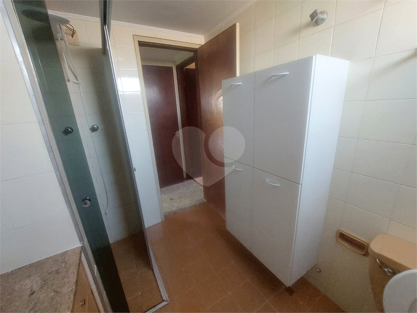 Apartamento Edifício Roberto Martinez .