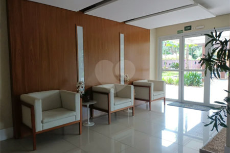 APARTAMENTO PARAÇAÇÃO COM 3 DORMITÓRIOS E 2 VAGAS DE GARGEM NA VILA ANASTÁCIO