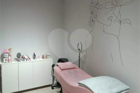 Sobrado à venda com 3 quartos, sendo 1 suíte, em Jardim Karolyne, Votorantim, SP