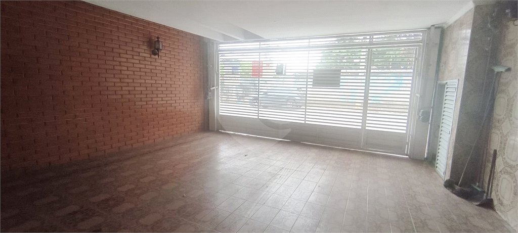 Casa à venda com 3 quartos, sendo 1 suíte,  em Jardim Vila Galvão, Guarulhos, SP