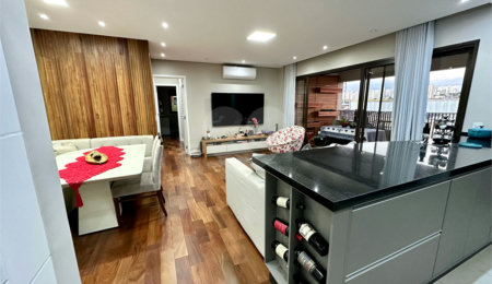 Apartamento à venda com 3 suítes em Vila Monumento, São Paulo, SP