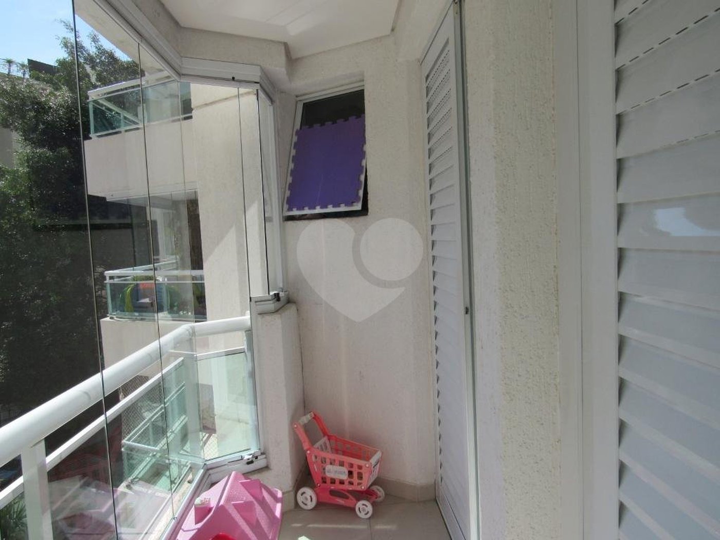Apartamento à venda com 3 suítes em Real Parque, São Paulo, SP