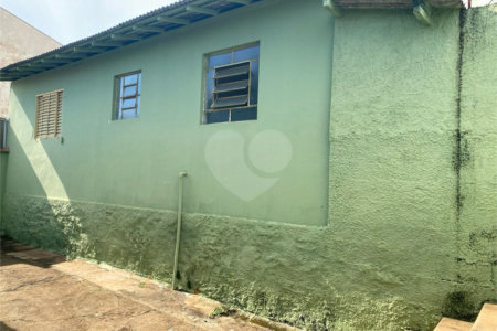 Casa térrea para venda na Vila Faria.