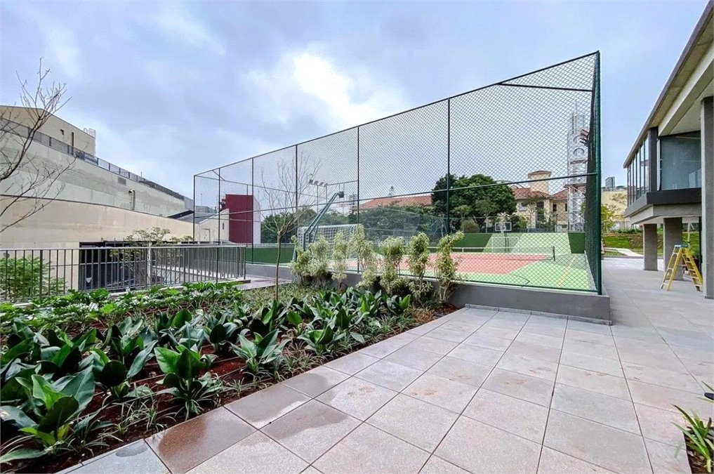 Apartamento à venda com 2 quartos, sendo 1 suíte,  em Jardim Anália Franco, São Paulo, SP