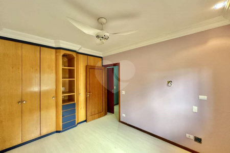 Casa à venda com 4 quartos, sendo 2 suítes,  no condomínio São Paulo Ii, Cotia - SP
