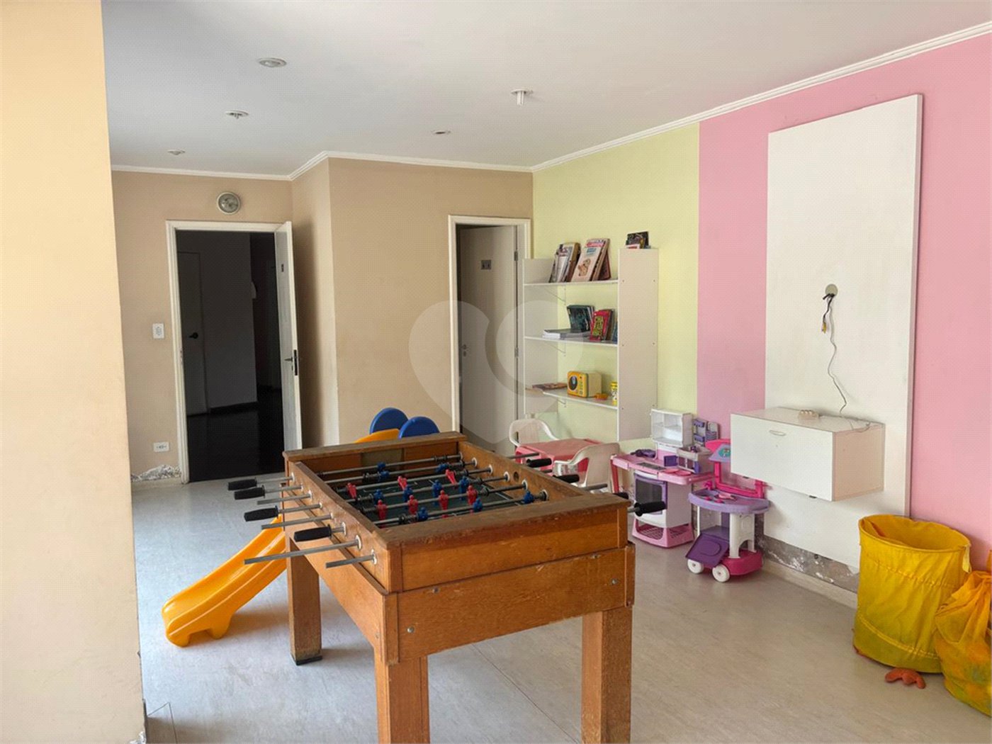 Apartamento à venda com 4 quartos, sendo 1 suíte,  em Vila Andrade, São Paulo, SP