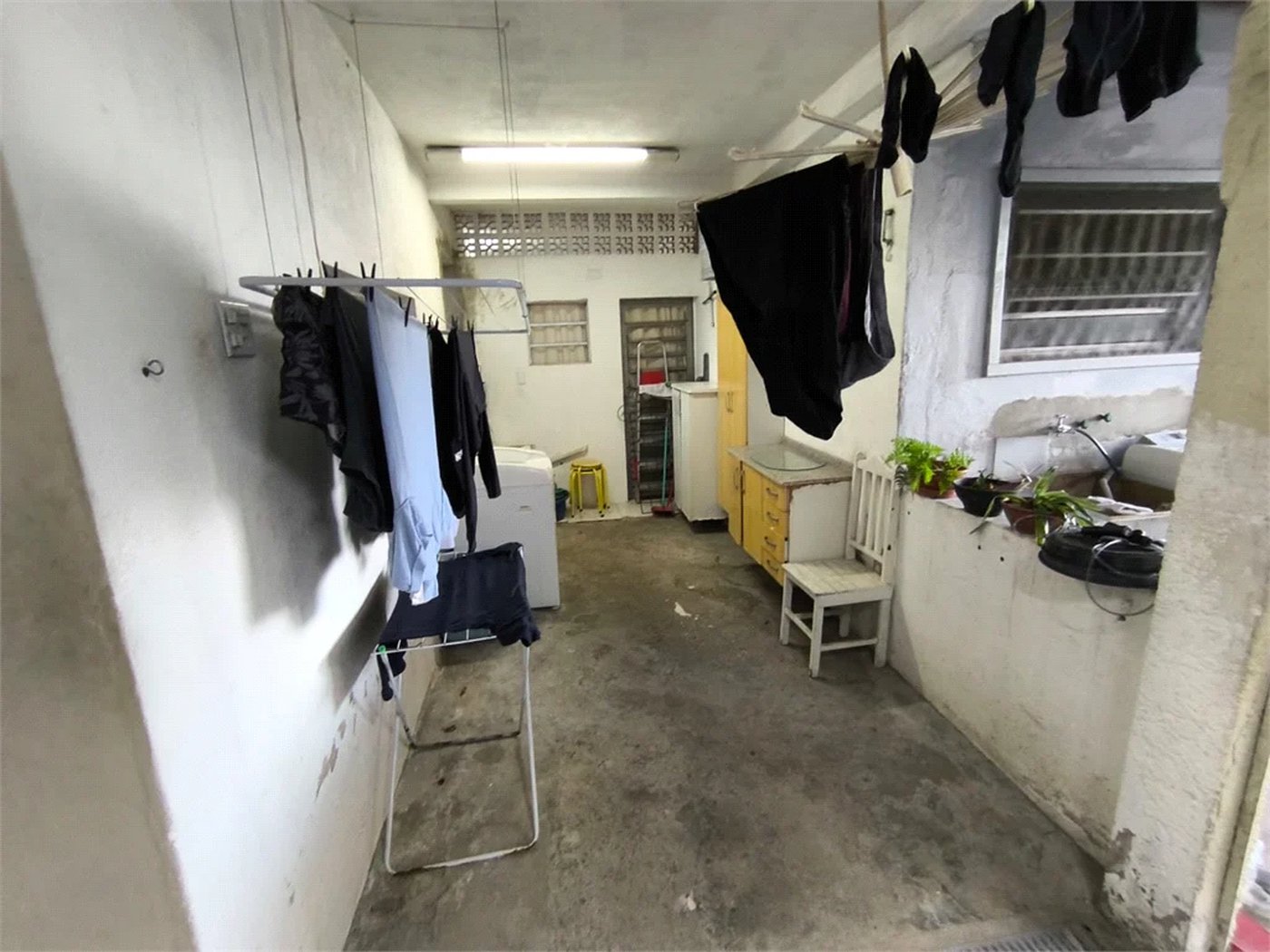 Casa à venda com 3 quartos, sendo 1 suíte, em Umarizal, São Paulo, SP