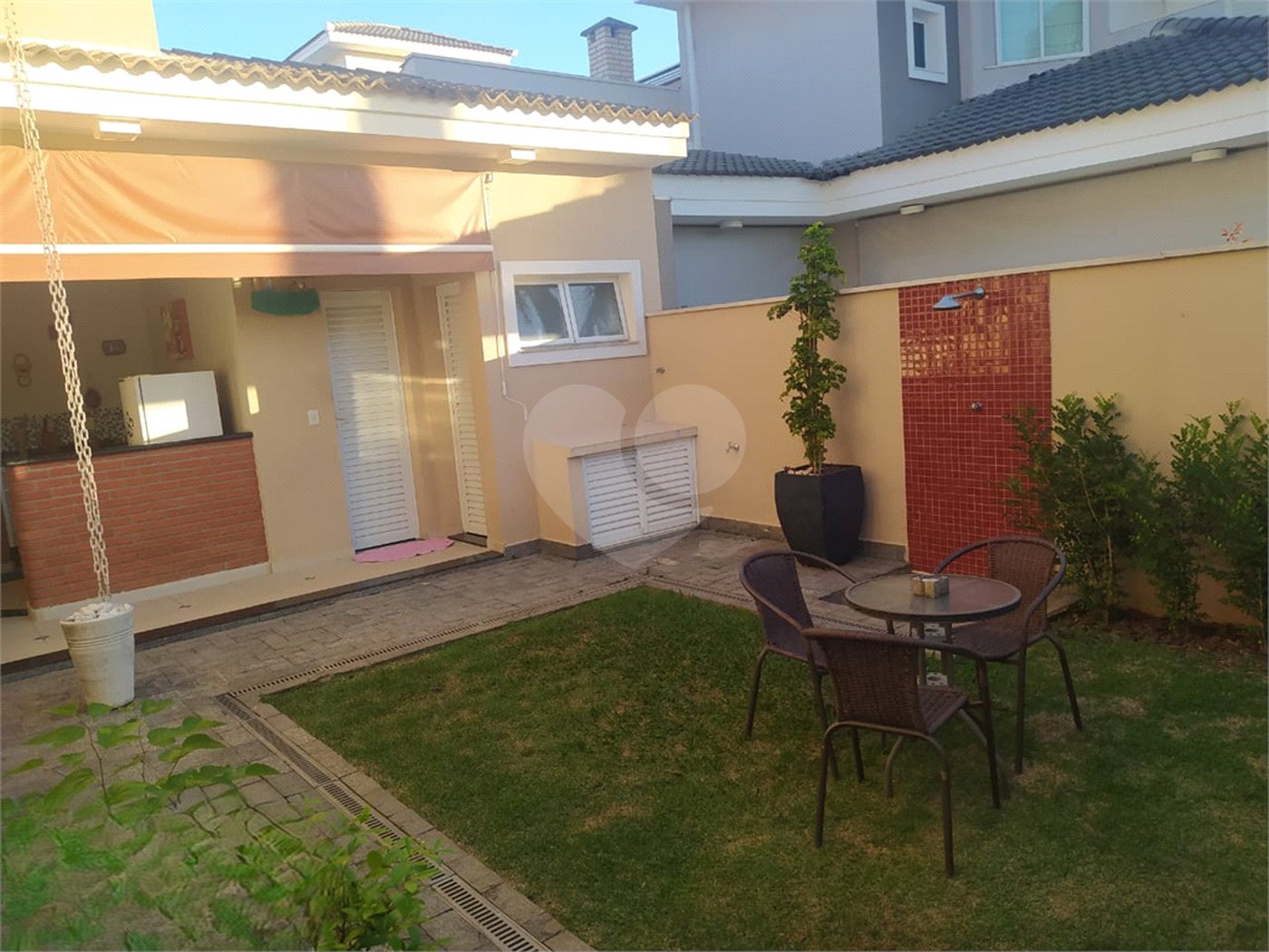 Casa à venda com 3 quartos, sendo 2 suítes,  no condomínio Ibiti Royal Park, Sorocaba - SP