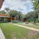 Casa Térrea à venda ou para alugar com 5 quartos, sendo 2 suítes,  em Jardim Prudência, São Paulo, SP