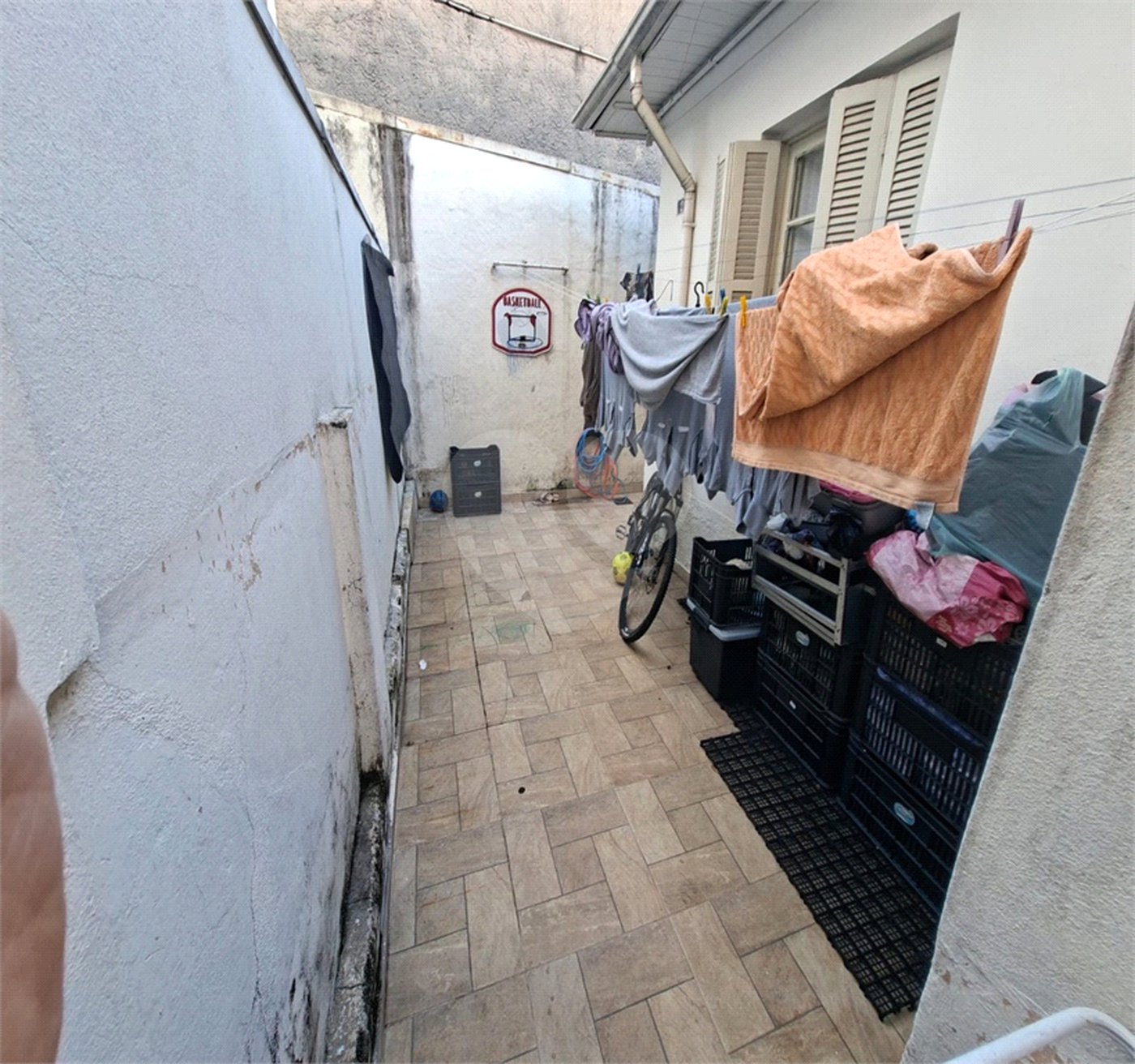 Casa Térrea à venda com 5 quartos, sendo 1 suíte, em Chora Menino, São Paulo, SP