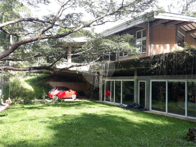 Casa à venda com 3 suítes em Serra da Cantareira, Mairiporã, SP