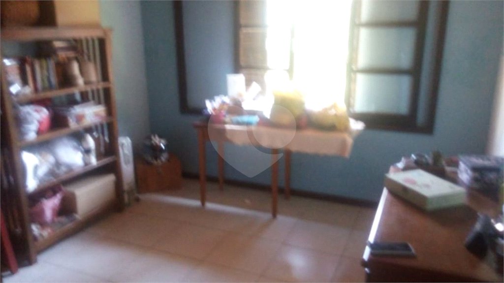 Sobrado à venda com 5 quartos, sendo 1 suíte, em Roseira, Mairiporã, SP