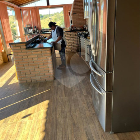 Sobrado à venda com 3 quartos, sendo 1 suíte, em Jardim Brogotá, Atibaia, SP