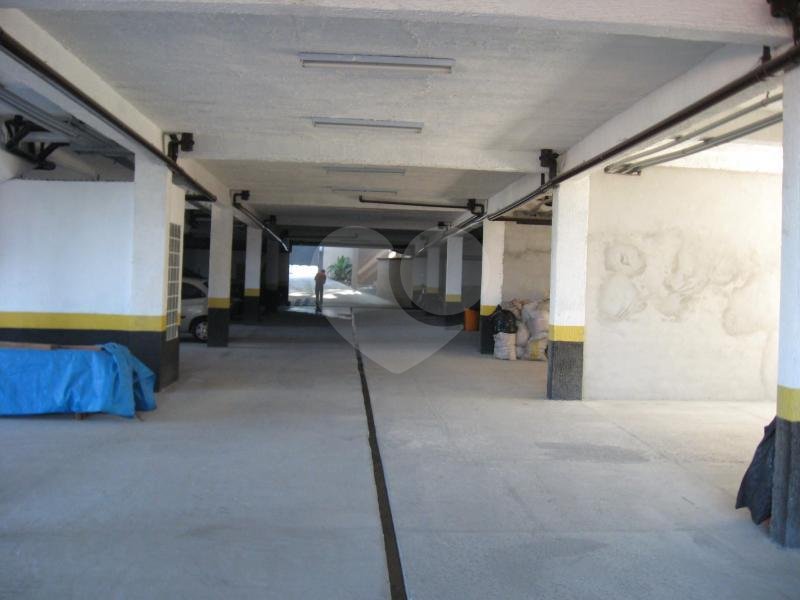 Casa à venda com 3 quartos, sendo 1 suíte, no condomínio Algarve Residencial, São Paulo - SP