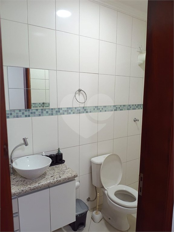 Sobrado à venda com 3 quartos, sendo 2 suítes,  em Jardim Wanel Ville V, Sorocaba, SP