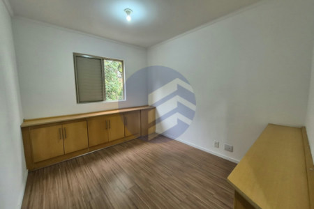 Apartamento à venda com 3 quartos, 1 banheiro e 1 vaga próximo à USP