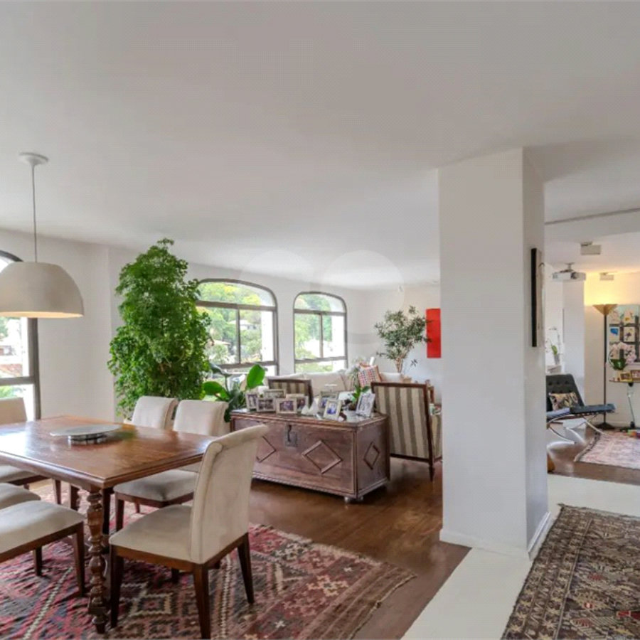 Apartamento à venda com 3 suítes em Vila Morumbi, São Paulo, SP