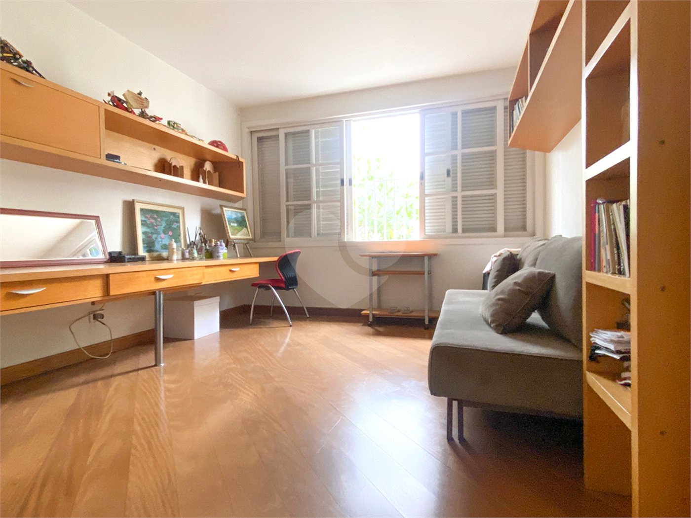 Casa de Vila à venda com 5 quartos, sendo 4 suítes, em Chácara Santo Antônio, São Paulo, SP