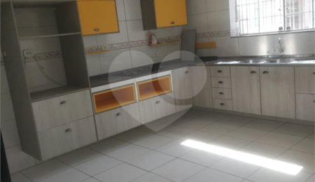 Casa Térrea à venda com 3 quartos em Campo Belo, São Paulo, SP