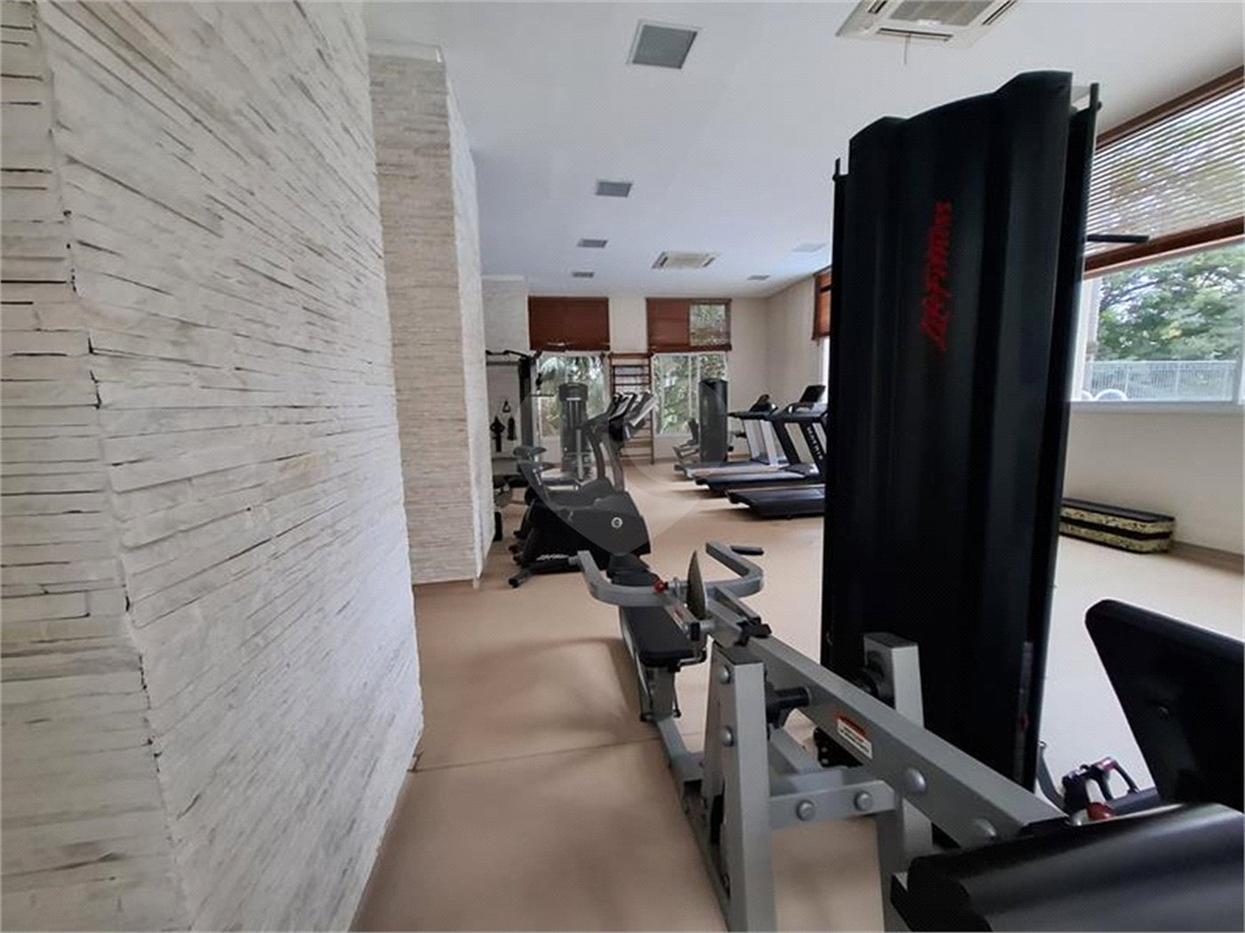 Apartamento para alugar com 3 suítes em Santana, São Paulo, SP