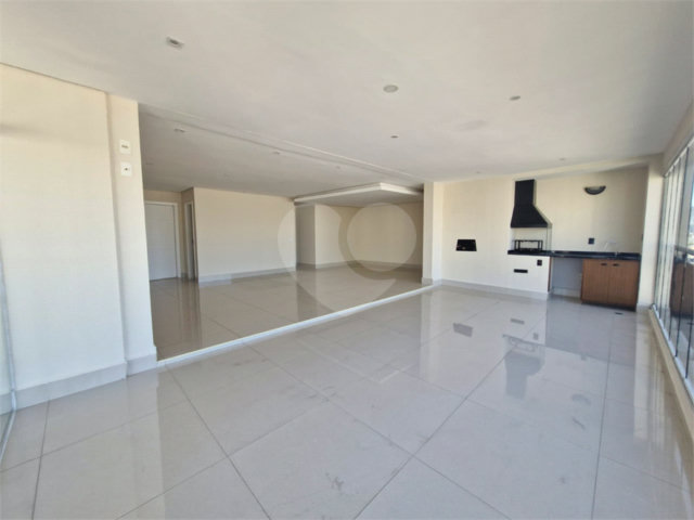 Apartamento para alugar com 3 suítes em Santana, São Paulo, SP