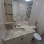 Apartamento à venda com 3 quartos, sendo 1 suíte, em Santo Amaro, São Paulo, SP