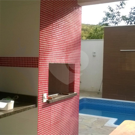 Casa à venda com 3 suítes,  no condomínio Aruã, Mogi das Cruzes - SP