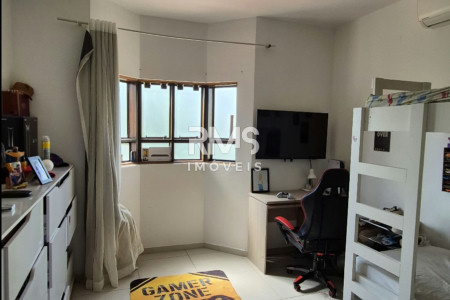 Casa à venda com 3 suítes no condomínio Granja Olga II, Sorocaba - SP