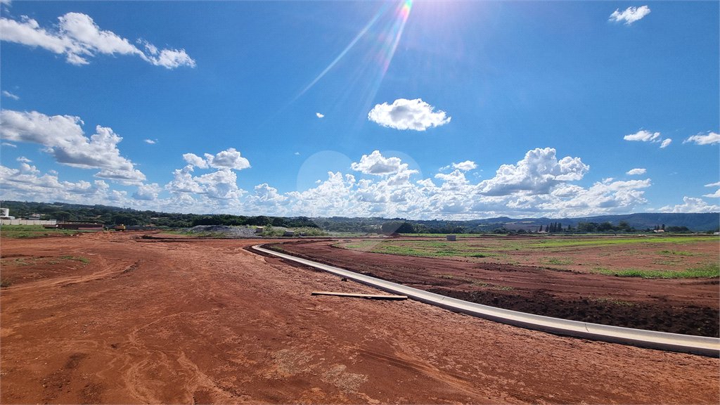 Terreno à venda no condomínio Angelo Fasano, Araçoiaba da Serra - SP