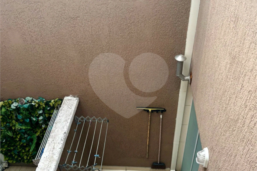Casa à venda com 3 quartos, sendo 2 suítes, no condomínio Res Green Villagge, São Paulo - SP