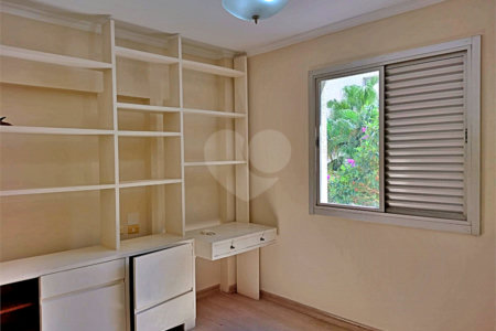 Apartamento à venda com 3 quartos, sendo 1 suíte, em Cerqueira César, São Paulo, SP
