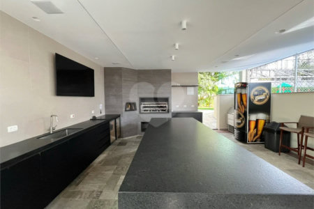 Apartamento à venda com 3 suítes em Santa Teresinha, São Paulo, SP