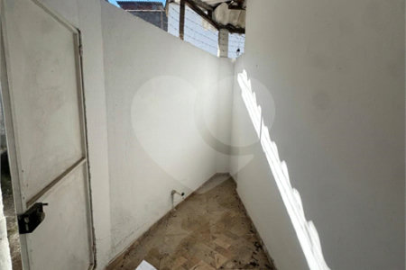 Casa à venda ou para alugar com 1 quarto em Campo Grande, Rio de Janeiro, RJ