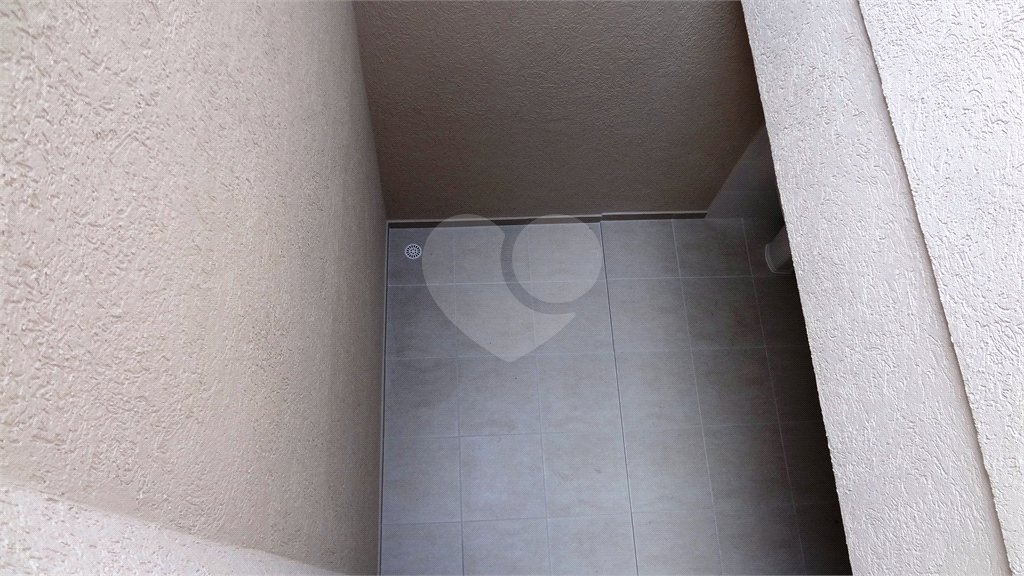 Sobrado à venda com 3 quartos, sendo 1 suíte,  em Vila Nivi, São Paulo, SP