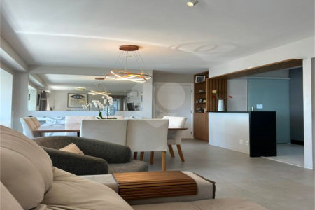 Apartamento à venda com 3 suítes em Jardim Caboré, São Paulo, SP