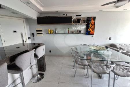 Apartamento à venda com 3 quartos, sendo 1 suíte,  em Vila Gustavo, São Paulo, SP