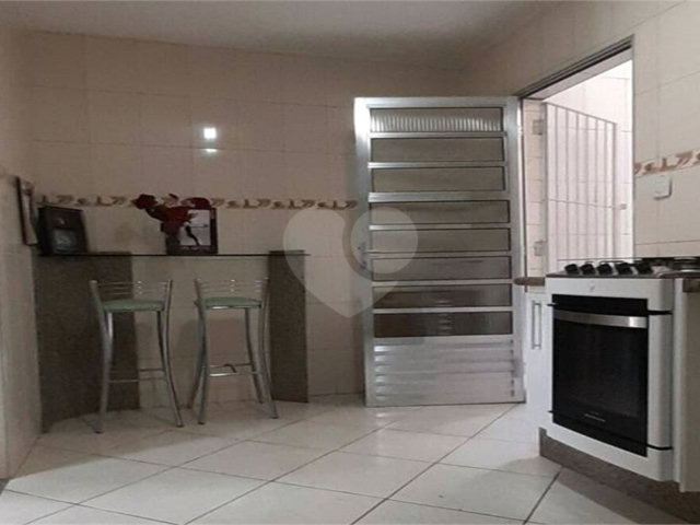 Casa à venda com 2 quartos em Vila Maria Alta, São Paulo, SP