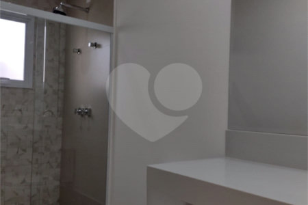 Casa à venda com 4 suítes no condomínio Estância Marambaia, Vinhedo - SP