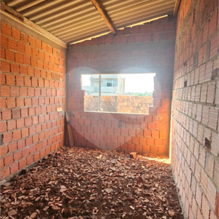 Casa à venda com 3 quartos, sendo 1 suíte, em Vila Áurea, Ponta Porã, MS