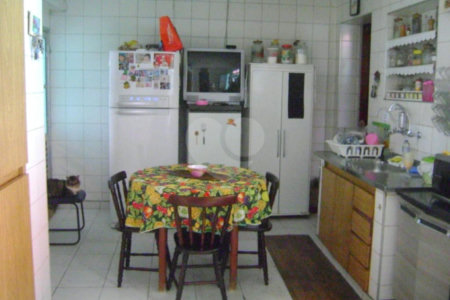 Casa à venda com 4 quartos em Jardim Pinheiros, São Paulo, SP