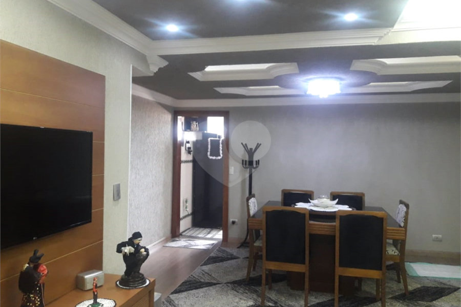 Sobrado à venda com 3 quartos, sendo 1 suíte, em Vila Milton, Guarulhos, SP