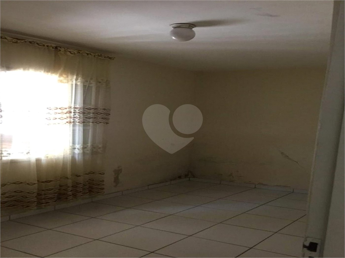 Prédio à venda com 4 quartos, sendo 1 suíte, em Santana, São Paulo, SP