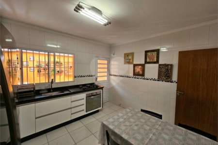 Casa à venda com 3 suítes em Vila Carrão, São Paulo, SP