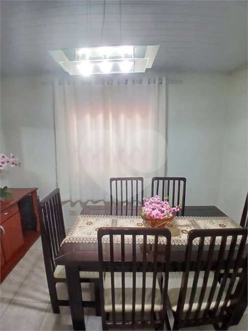 Casa à venda com 3 quartos, sendo 1 suíte, em Vila Rica, São Paulo, SP