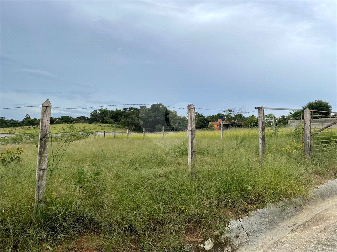 Terreno à venda em Parque Residencial Itapeti, Mogi das Cruzes, SP